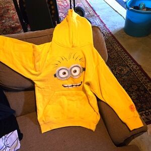 Minions Universal  yellow childs hoodie size youth medium